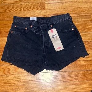 levi’s black 501 denim shorts size 27
